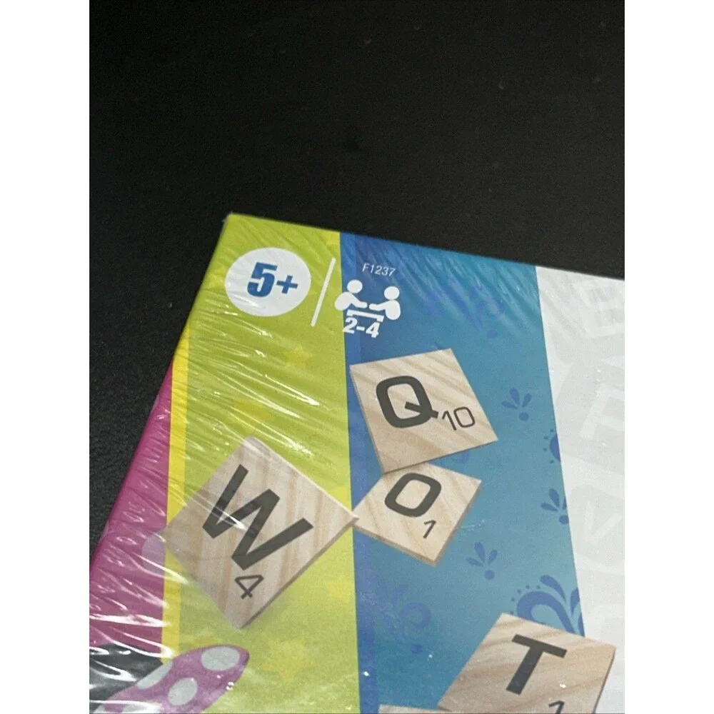 Scrabble Junior Disney Junior Crossword Game - Double Sided Board - NEW SEALED